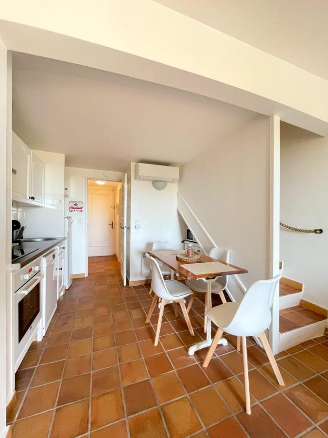 Superb Apartment With Balcony Near The Beach Saint-Raphaël Exterior foto