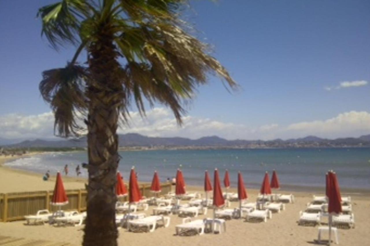 Superb Apartment With Balcony Near The Beach Saint-Raphaël Exterior foto